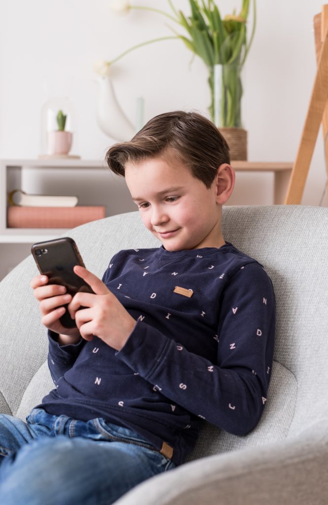 Mehr Kurzsichtigkeit bei Jugendlichen durch Smartphones und Tablets